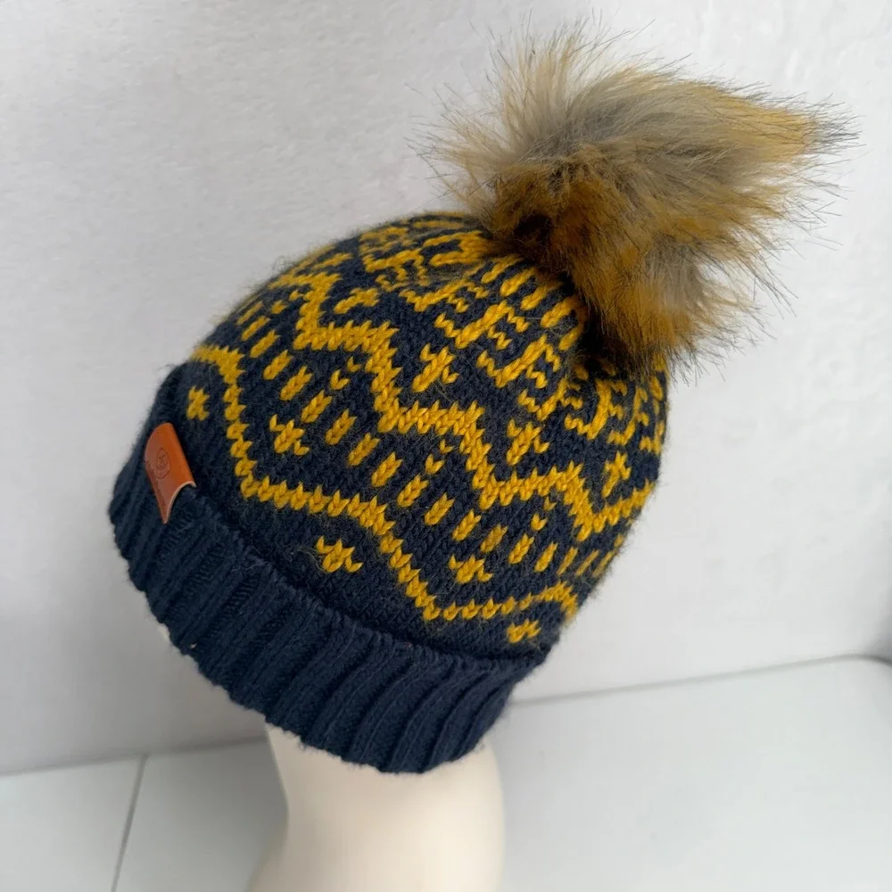 Ariat Beanie Fair Isle Fleece Lined Faux Fur Pom Knit Navy Yellow Warm Outdoor